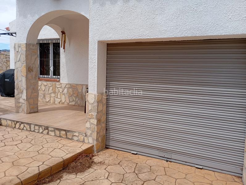 Foto 74c06eec-60a3-41dd-a259-621a746500eb. Casa amb aparcament a Centre Miami Platja
