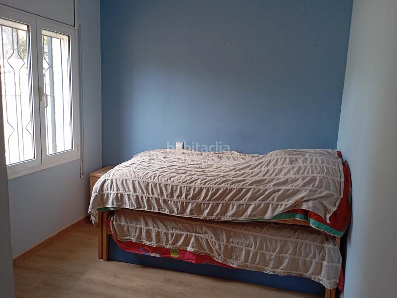 Foto e3394b9f-def9-4170-922d-486017f87570. Casa amb aparcament a Centre Miami Platja