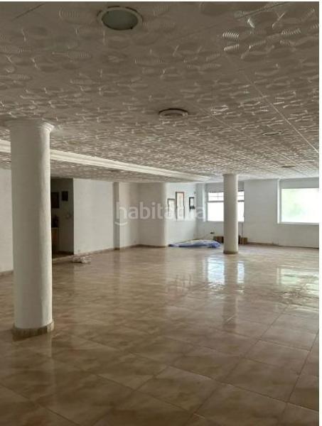 Foto 88766a40-307b-45c3-bdd7-c7982d2ccf3c. Local comercial venta de excelente local comercial que hace esquina zona altozano en Alicante