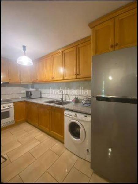 Foto 33a81b1a-ed10-41c1-ba67-aee274b4e6e4. Casa adosada se vende adosado en port marí playa carabasí en Santa Pola