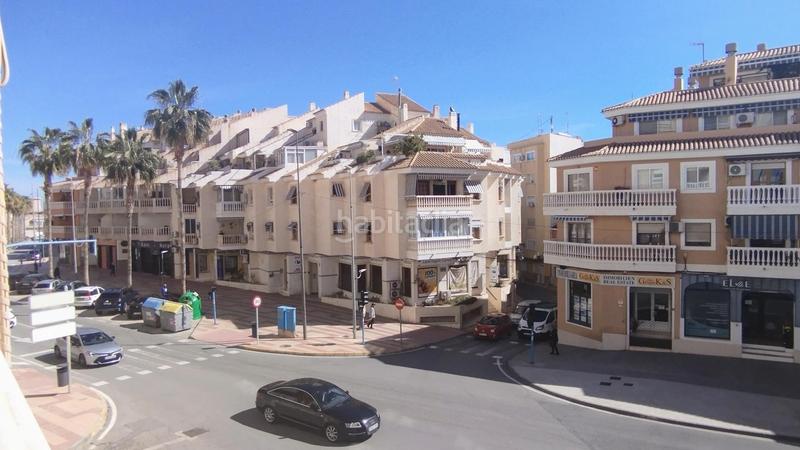 Foto 76a971d9-f695-452b-b0e9-d0759503ca8e. Pis a Campello Playa Campello (el)