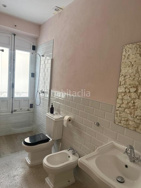 Foto 4d87f700-3c29-4ec7-8a96-9aed3fe8fc20. Alquiler casa adosada encantador y espacioso duplex plaza de toros en Alicante