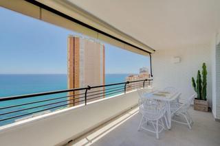 Appartement à Albufereta. Espectacular piso con vistas al mar
