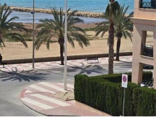 Apartament a Calas Santiago Bernabeu. Junto al mar, magnífico piso a la venta