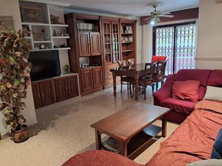 Rent Apartment in Centro. Se alquila piso en san vicente del raspeig, solo para estudiante