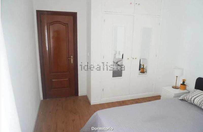 Foto 26ee7ffe-fa72-4c70-86ae-ed754dcc6748. Rent flat with heating in Santo Domingo Alicante
