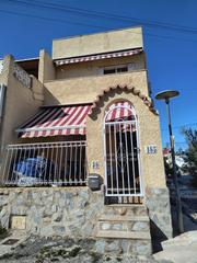 Lloguer Casa adossada a San Fulgencio. Se alquila solo por 11 meses, chalet adosado urb la marina, san