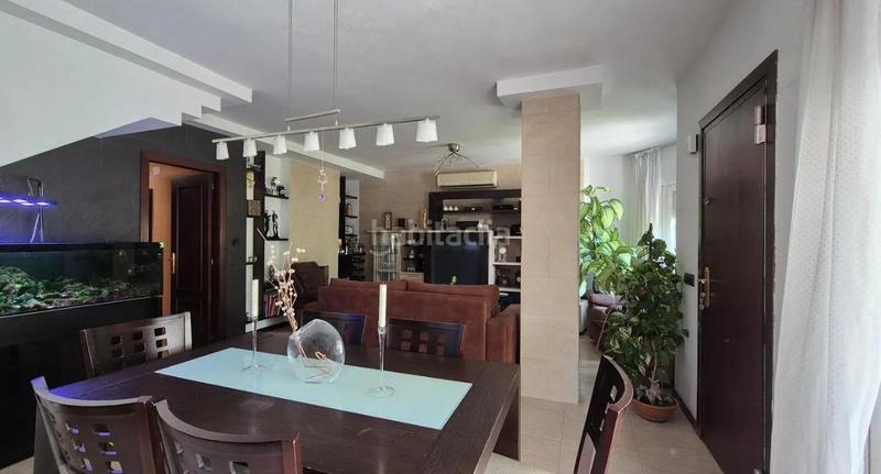 Foto 0c2c501e-887d-4394-bdf1-064702193f9a. Semi detached house with parking pool in Playa Muchavista Campello (el)