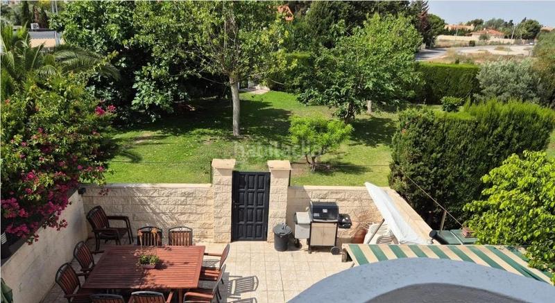 Foto 4dc847dd-e334-488d-8f18-62a45c6ef309. Semi detached house with parking pool in Playa Muchavista Campello (el)