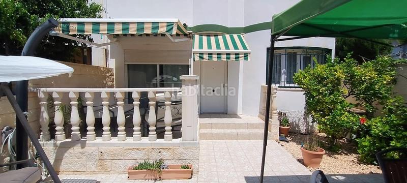 Foto 9a1fa1ef-214b-4ac9-9d68-ceedc2341a87. Semi detached house with parking pool in Playa Muchavista Campello (el)