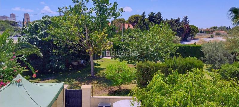 Foto b293340b-e1dc-4f18-946b-b8d70c2e5c72. Semi detached house with parking pool in Playa Muchavista Campello (el)