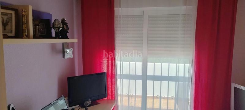 Foto fe7c47de-6c07-4aaa-94c7-334929e85af3. Semi detached house with parking pool in Playa Muchavista Campello (el)