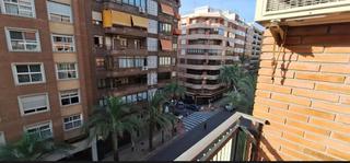 Location Appartement à Mercado. Alquiler de vivienda sin amoblar zona mercado
