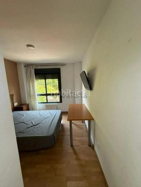 Foto b04a8464-0d21-496b-8b44-6fb6789454d1. Alquiler piso alquiler de linda vivienda zona Centro de san vicente del raspeig en urbanización en Sant Vicent del Raspeig