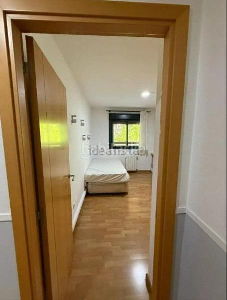 Foto b066e6d4-2e30-45d2-9bd3-f9a6b8a3a740. Alquiler piso alquiler de linda vivienda zona Centro de san vicente del raspeig en urbanización en Sant Vicent del Raspeig