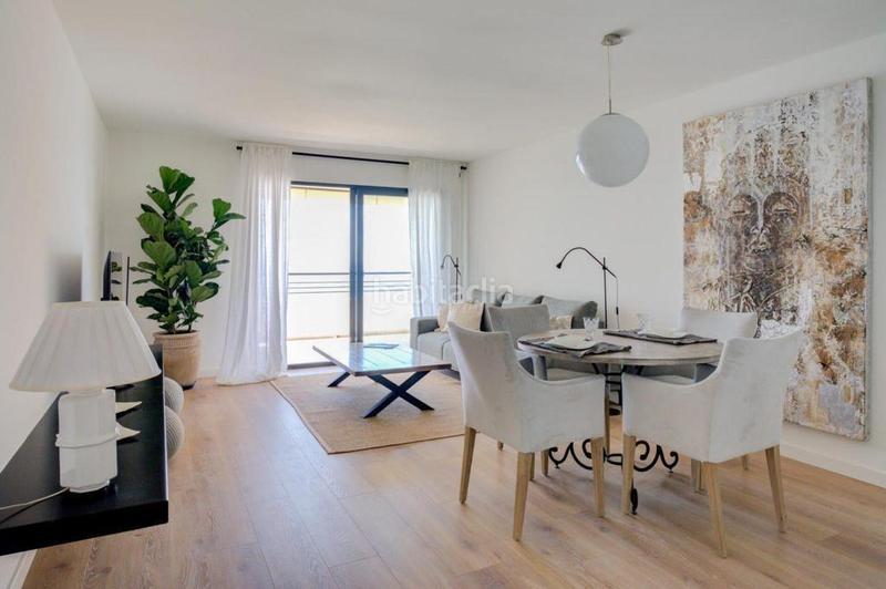 Foto 4ddd9b26-98c8-4154-bd23-568c7012c076. Alquiler piso alquiler de espectacular piso con vistas al mar zona Albufereta en Alicante