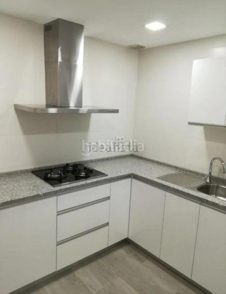 Foto 10c4c94c-163b-4a9f-ba7b-ef8c1a7d08e3. Rent flat with heating parking in Ensanche-Diputación Alicante