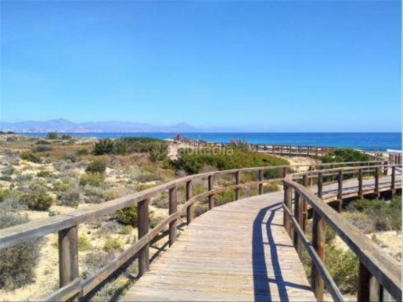 Foto 67ef8b31-b592-4c05-81f7-042dac02c8b4. Rent flat with heating pool in Los Arenales del Sol Elche / Elx