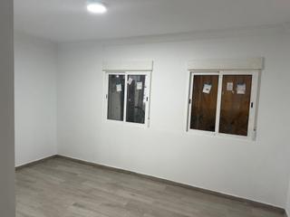 Piccolo appartamento in Colonia Requena. Venta estupenda vivienda en colonia requena