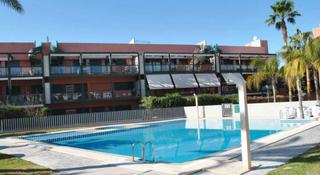 Alquiler Casa adosada en Alicante Golf. Alquiler de amplia y excelente vivienda sin amoblar zona alicant