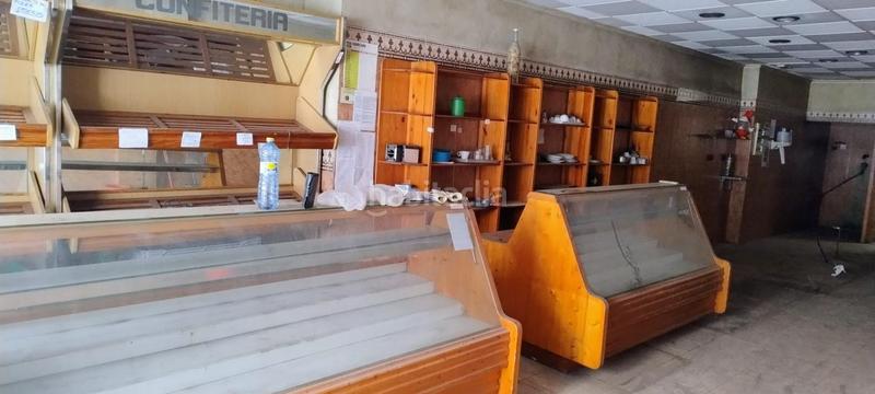 Foto 6ec54e54-6f22-43e9-a5ca-dfd5fdf9934a. Lloguer local comercial a Campoamor Alicante