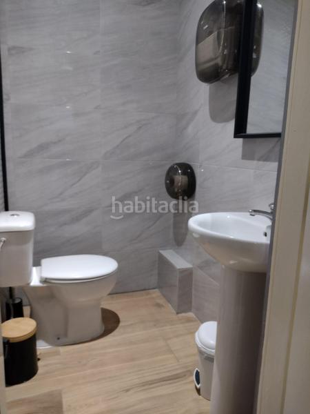 Foto 0cb49ddb-cc48-4f57-9ed7-067fc6499267. Transfer business premise in Barrio del Centro Alicante