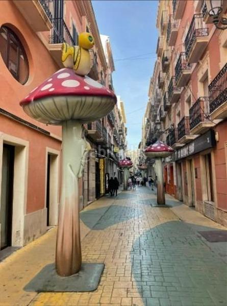 Foto 162b5133-e35c-42cf-a731-d7baa762be4d. Location local commercial dans Barrio del Centro Alicante