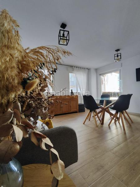 Foto 6e1728d4-345f-470d-bb70-1129125791df. Alquiler piso alquiler de vivienda reformada con terraza y vistas al mar zona Campello Playa en Campello (el)