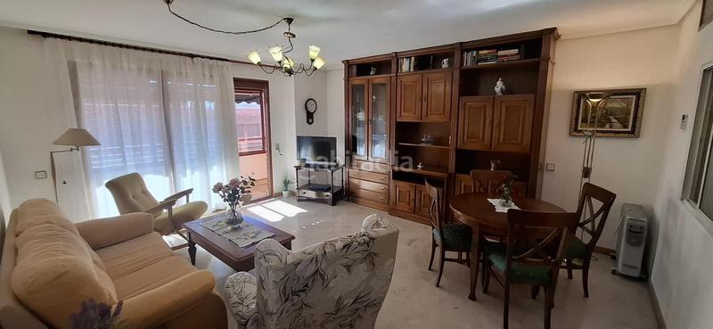 Foto 407d301b-5d65-41b5-addf-7653eb3eca5b. Apartamento venta de estupenda vivienda en plaza san cristobal en Alicante