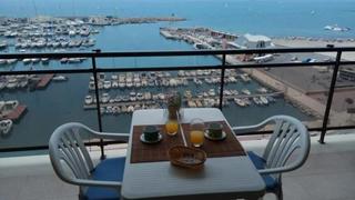 Lloguer Estudi a Campello Playa. Alquiler de estudio con maravillosa terraza y vistas al mar zona