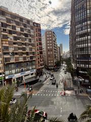 Location Appartement à Mercado. Alquiler de vivienda en estupenda ubicación del centro con vista