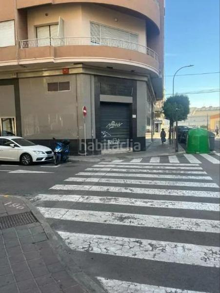 Foto a0774e4b-c12c-4b40-b5d5-ffe9fa60618f. Alquiler local comercial alquiler de amplio local comercial que hace esquina zona Benalúa en Alicante