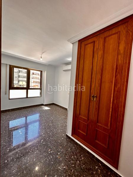 Foto c7d44917-b708-405a-b779-55140f2ec5f7. Rent flat with heating pool in Ensanche-Diputación Alicante