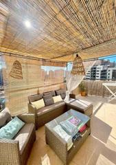 Rent Penthouse in PAU 5. Alquiler de maravilloso atico con gran terraza en pau v vistas a