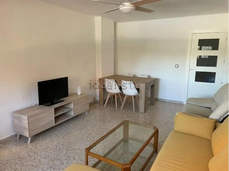 Foto 22f3eb39-84da-4fc5-9942-541bbf0beca6. Rent flat with heating parking pool in Florida Baja Alicante