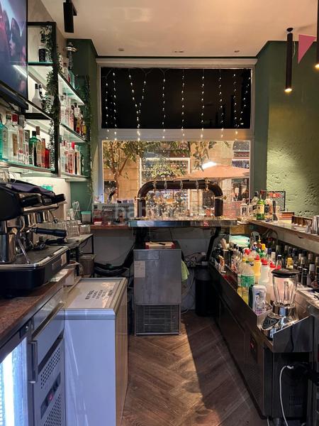 Foto 5489c262-3bb0-4370-a929-633cc3f495a0. Traspaso local comercial traspaso local comercial en el centro tradicional con salida de humos en Alicante