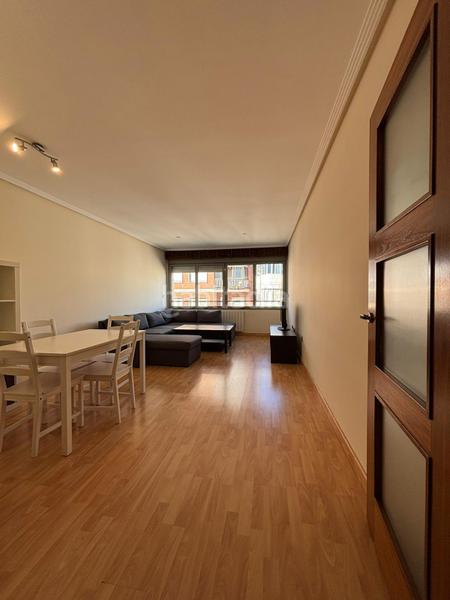 Foto 3e5e74f3-f88a-4bc1-8882-a6f4303633c0. Alquiler piso alquiler de excelente vivienda de 4 dormitorios zona centro en Alicante