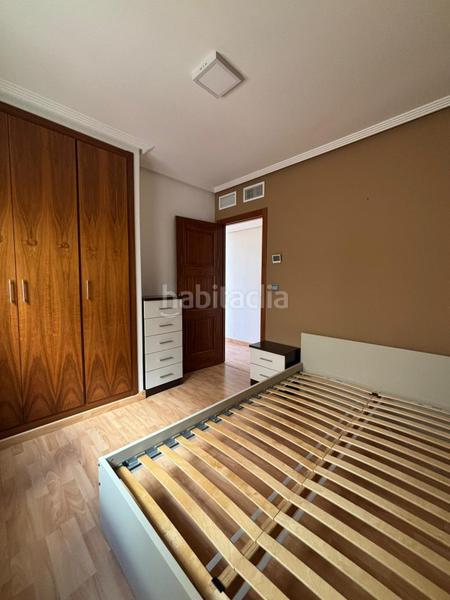 Foto 65a411d1-e8b9-4f09-b215-f09f4979c6fa. Alquiler piso alquiler de excelente vivienda de 4 dormitorios zona centro en Alicante