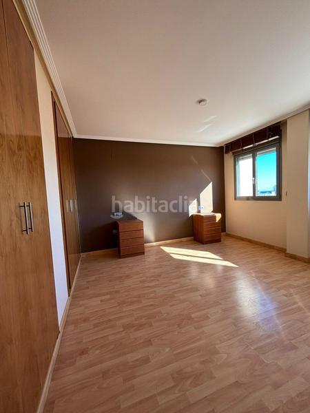 Foto d8ee9f84-d018-4214-9ce2-a4a4d97233f4. Alquiler piso alquiler de excelente vivienda de 4 dormitorios zona centro en Alicante