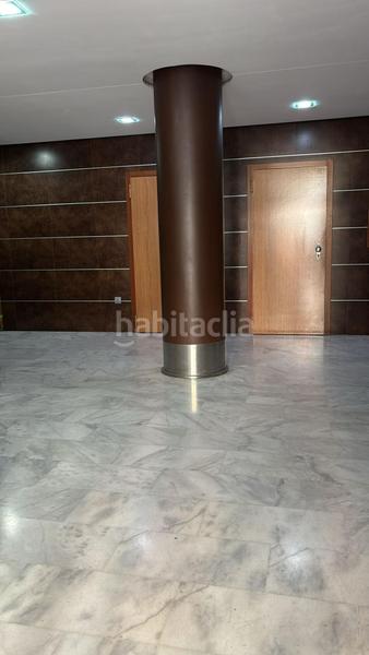 Foto a8da75ba-6da4-4407-beab-ec1ec8657715. Lloguer pis amb calefacció a Ensanche-Diputación Alicante