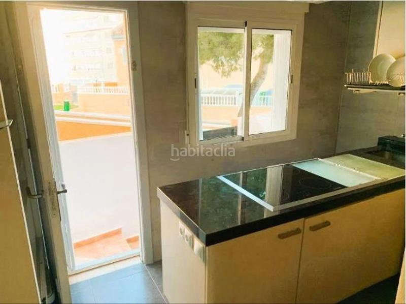 Foto 6fab76a5-ee10-4451-a335-0284094c6db3. Duplex avec parking piscine dans Los Arenales del Sol Elche / Elx