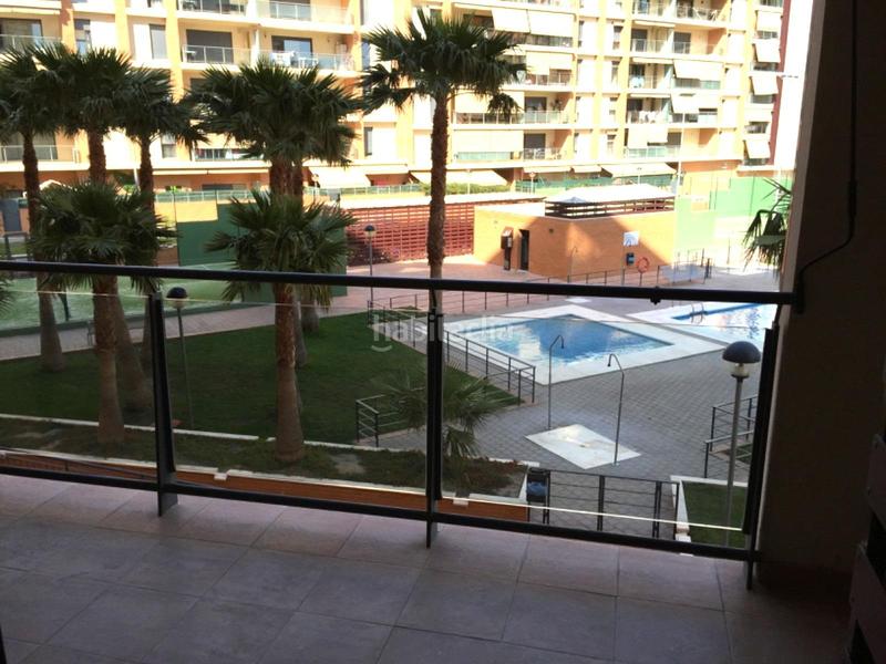 Foto 7109d75f-a216-45cd-8989-7649e0317686. Location appartement avec chauffage parking piscine dans Alicante