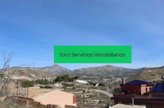 Haus in Agost. Se vende bungalow en obra de reforma en agost