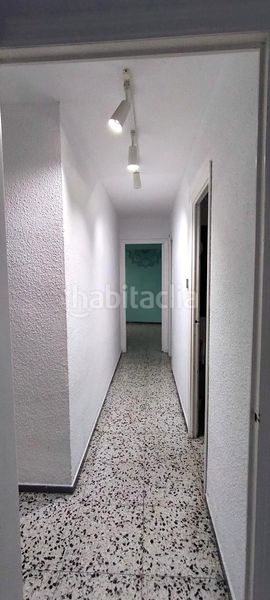 Foto 270f9d44-4c00-4c84-aedb-0c3397b860de. Pis a Carolinas Bajas Alicante