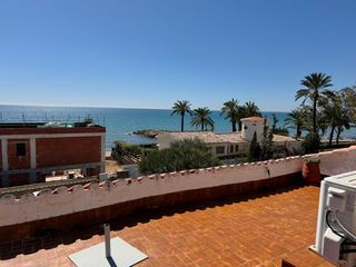 Lloguer Xalet a Calas Santa Pola Este. Se alquila magnifico chalet frente al mar