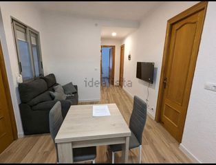 Affitto Appartamento in Mercado. Alquiler de vivienda reformada zona mercado