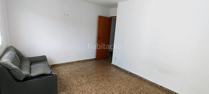 Foto 6106edaf-65a5-411c-b3e8-a33697547fe2. Àtic amb aparcament a Campello Playa Campello (el)