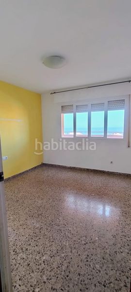 Foto dfd8a6aa-e5bb-4f5b-b632-518343d3c3e5. Àtic amb aparcament a Campello Playa Campello (el)