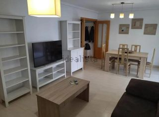 Lloguer Pis a Babel. Alquiler de excelente vivienda en urbanización zona babel de 3 d