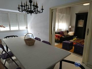 Rent Flat  Calle angel lozano. Se alquila magnifico piso de 180m2 en el centro de alicante